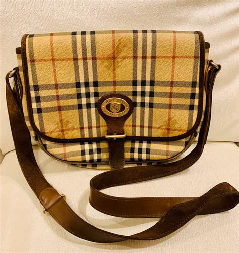 burberry ladies messenger bag|burberry crossbody messenger bag.